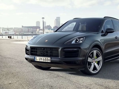 Porsche Cayenne E-Hybrid 340 kW