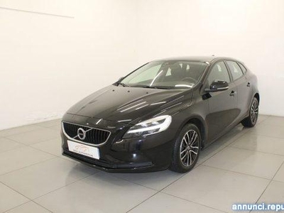 Volvo V40 D2 Geartronic Momentum Plus Bellona