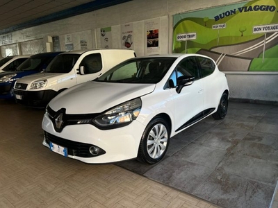 2014 RENAULT Clio