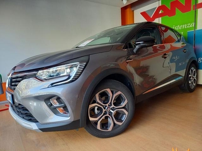 2023 RENAULT Captur