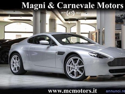 Aston Martin V8 VANTAGE SPORTSHIFT|NAVIGATORE|CRUISE|BLUETOOTH|PDC Sesto San Giovanni