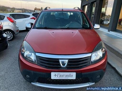 Dacia Sandero Stepway 1.5 dCi 90CV X NEOPATENTATI Tarcento