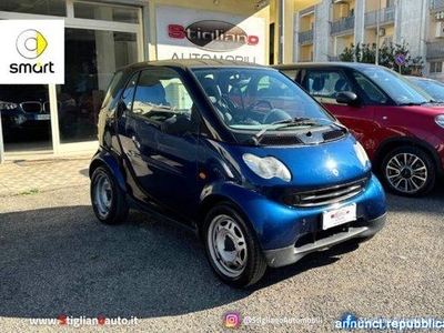 Smart ForTwo 700 coupé pure (45 kW) Bernalda