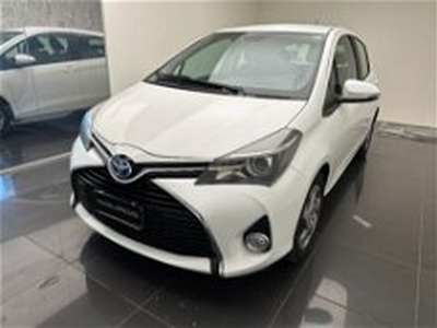 Toyota Yaris 1.5 Hybrid 5 porte Active del 2014 usata a Cuneo