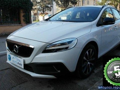 Volvo V40 Cross Country 2.0 d2 Business Plus geartronic my19