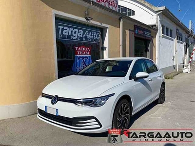 Volkswagen Golf 8 1.5 TSI EVO ACT Life da Targa Auto S.r.l.