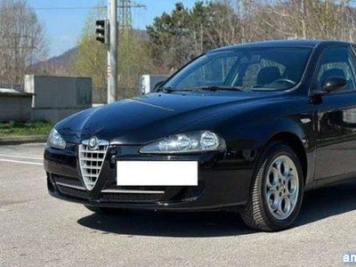 Alfa Romeo 147 1.9 JTD 16V cat 5 porte Distinctive Moncalieri