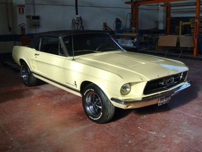 Usato 1967 Ford Mustang 4.7 Benzin 209 CV (49.000 €)
