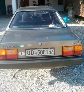 Usato 1985 Audi 80 Benzin (4.000 €)