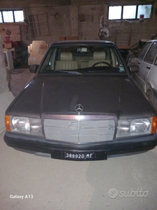 Usato 1985 Mercedes 190 2.0 Benzin 105 CV (4.000 €)