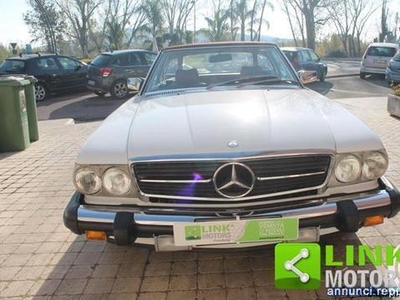 Usato 1988 Mercedes 230 5.0 Benzin 245 CV (31.500 €)