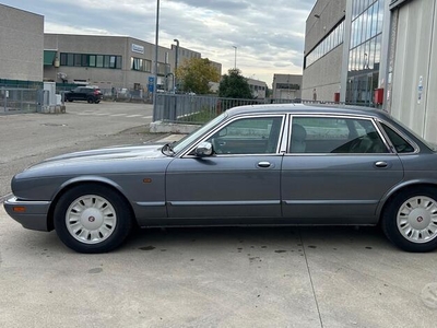 Usato 1995 Jaguar XJ 4.0 Benzin 241 CV (10.000 €)