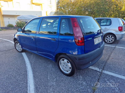 Usato 1997 Fiat Punto 1.1 Benzin 54 CV (3.500 €)