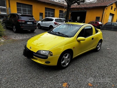 Usato 1998 Opel Tigra 1.4 Benzin 90 CV (3.900 €)