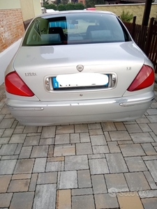 Usato 2000 Lancia Lybra 1.7 Benzin 131 CV (1.500 €)