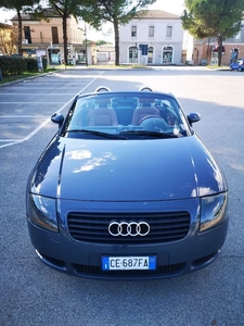 Usato 2001 Audi TT Roadster 1.8 Benzin 179 CV (13.000 €)