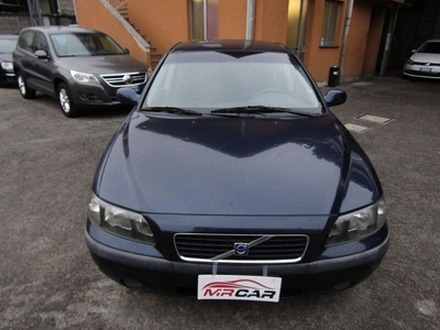 Usato 2002 Volvo S60 2.0 Benzin 180 CV (2.999 €)