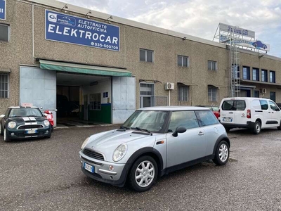 Usato 2003 Mini ONE 1.6 Benzin 90 CV (3.600 €)