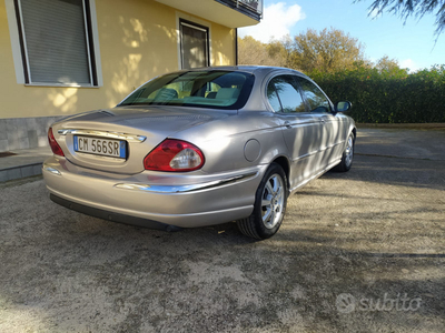 Usato 2004 Jaguar X-type 2.0 Diesel (6.500 €)