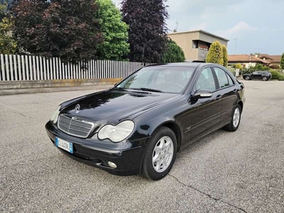Usato 2004 Mercedes C180 1.8 Benzin 143 CV (3.700 €)