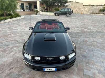 Usato 2005 Ford Mustang GT 4.6 Benzin 305 CV (40.000 €)