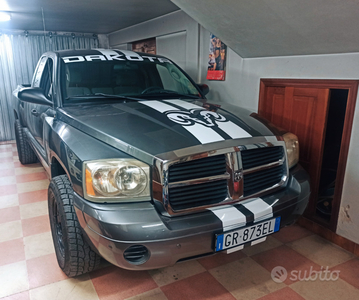 Usato 2006 Dodge Dakota Benzin 218 CV (15.000 €)