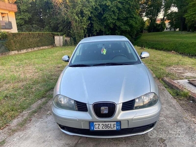 Usato 2006 Seat Ibiza 1.4 Benzin 101 CV (2.600 €)