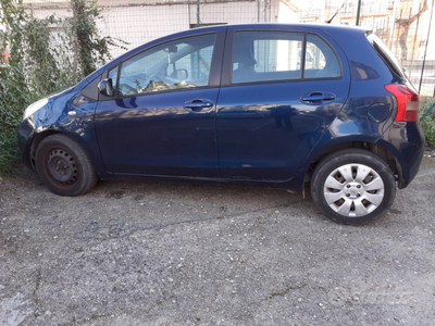 Usato 2007 Toyota Yaris Diesel (3.500 €)