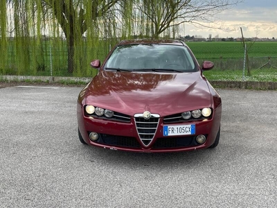 Usato 2008 Alfa Romeo 159 1.9 Diesel 120 CV (3.700 €)