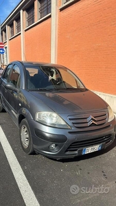 Usato 2008 Citroën C3 Benzin (2.600 €)