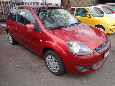 Usato 2008 Ford Fiesta 1.4 Diesel 68 CV (3.800 €)