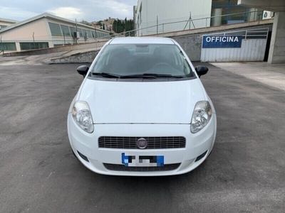 Usato 2009 Fiat Grande Punto 1.4 CNG_Hybrid 69 CV (4.200 €)