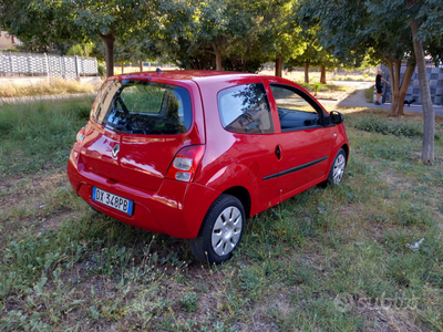 Usato 2009 Renault Twingo 1.1 Benzin 58 CV (6.000 €)