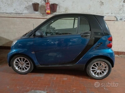 Usato 2009 Smart ForTwo Coupé 1.0 Benzin 71 CV (4.500 €)