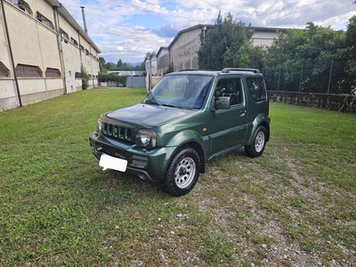 Usato 2009 Suzuki Jimny 1.3 Benzin 86 CV (7.700 €)