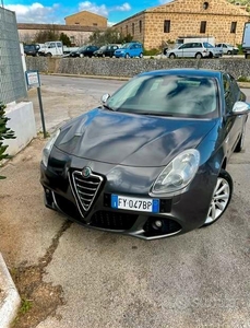 Usato 2010 Alfa Romeo Giulietta 2.0 Diesel 130 CV (8.000 €)