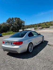 Usato 2010 BMW 330 3.0 Diesel 245 CV (11.900 €)