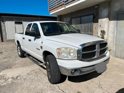 Usato 2010 Dodge Ram Benzin (20.000 €)