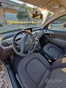 Usato 2010 Lancia Ypsilon 1.4 LPG_Hybrid 77 CV (4.700 €)