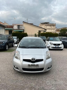 Usato 2010 Toyota Yaris 1.4 Diesel 90 CV (5.490 €)