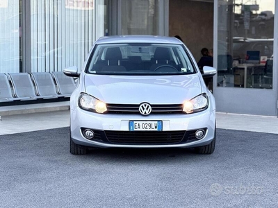 Usato 2010 VW Golf VI 1.4 Benzin 160 CV (8.900 €)