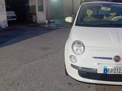 Usato 2011 Fiat 500 1.2 Benzin 69 CV (6.500 €)