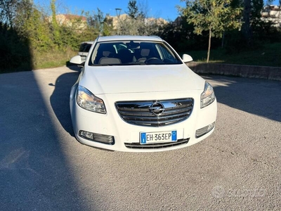 Usato 2011 Opel Insignia 2.0 Diesel 160 CV (7.000 €)