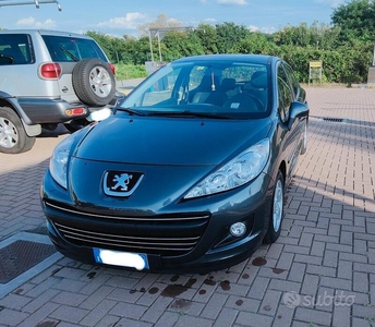 Usato 2011 Peugeot 207 1.4 Benzin 95 CV (7.000 €)