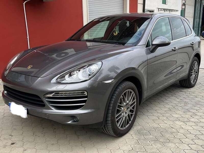 Usato 2011 Porsche Cayenne 3.0 Diesel 239 CV (26.000 €)