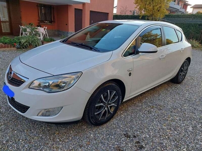 Usato 2012 Opel Astra 1.7 Diesel 110 CV (8.500 €)