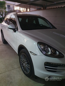 Usato 2012 Porsche Cayenne 3.0 Diesel 245 CV (24.500 €)