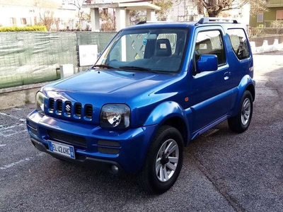 Usato 2012 Suzuki Jimny 1.3 Benzin 86 CV (12.000 €)