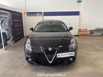 Usato 2014 Alfa Romeo Giulietta 1.4 Benzin 105 CV (12.000 €)