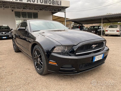 Usato 2014 Ford Mustang Benzin (19.000 €)